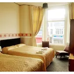 St Elmo Hotel